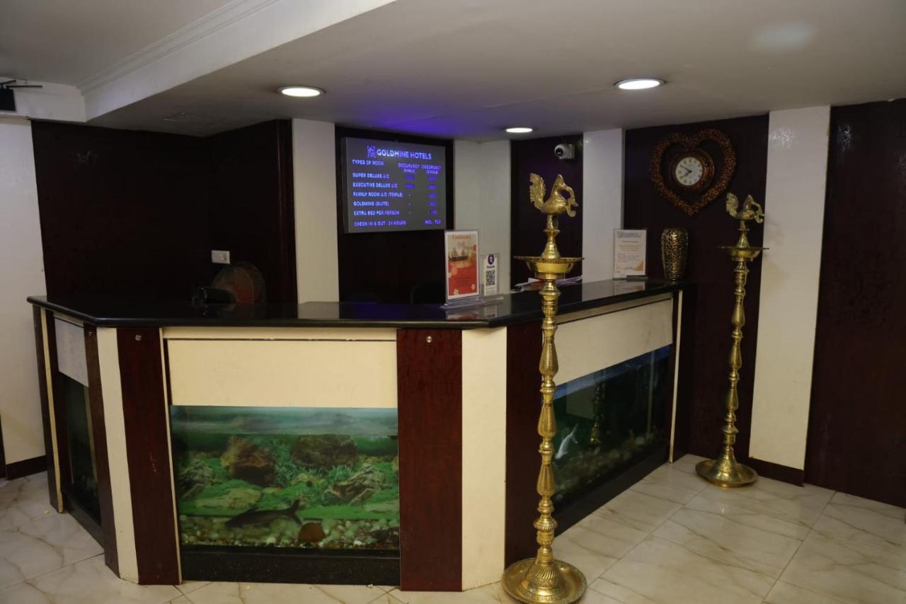 Goldmine Hotels Ченнаї Екстер'єр фото
